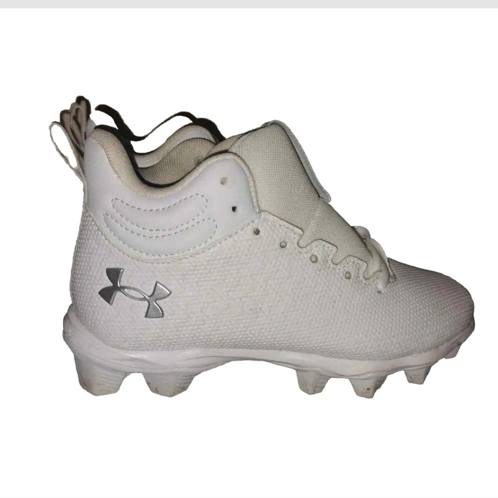 Used Under Armour Spotlight Franchise 3.0 RM Football Cleats size 3